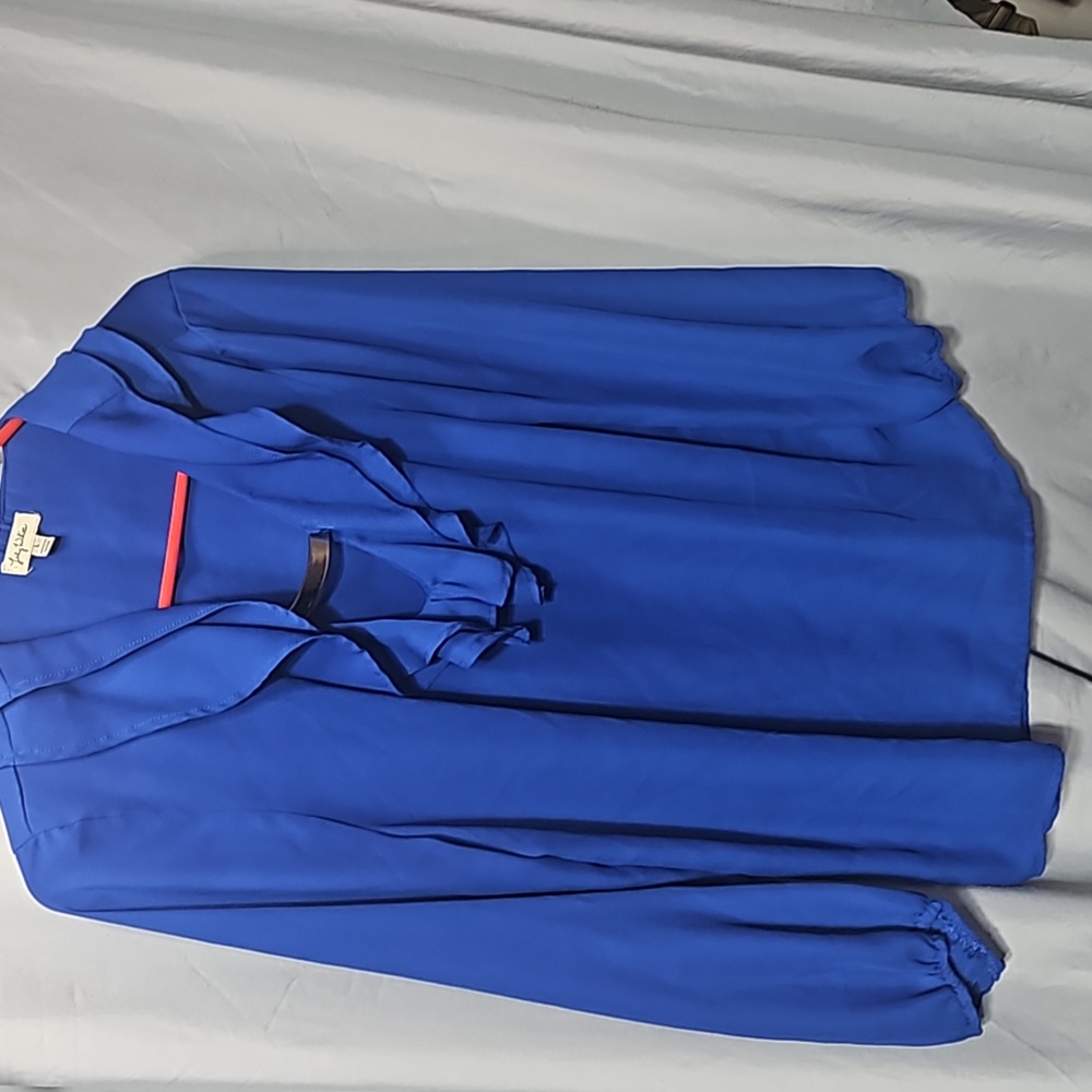 LILY WHITE BLOUSE